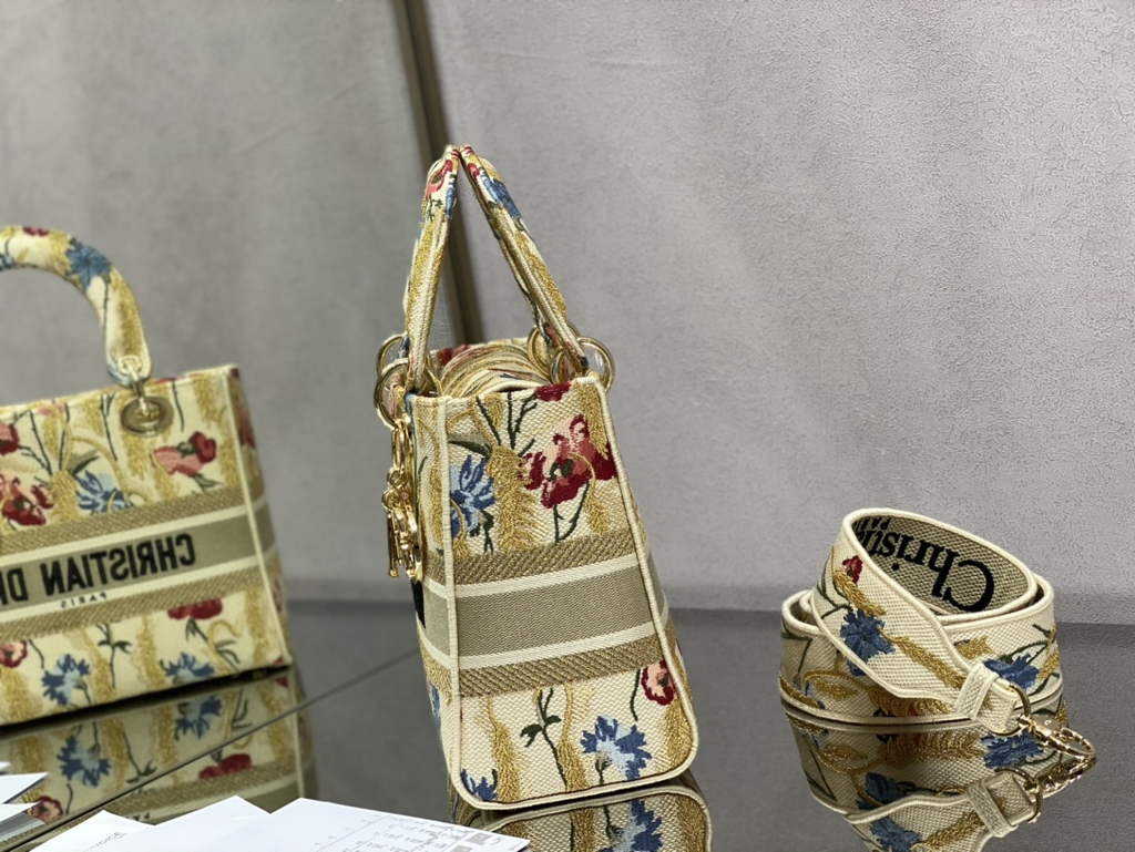 Dior M0565 Medium Lady D-Lite Bag Multicolor Embroidery Beige - Default Title - View 5