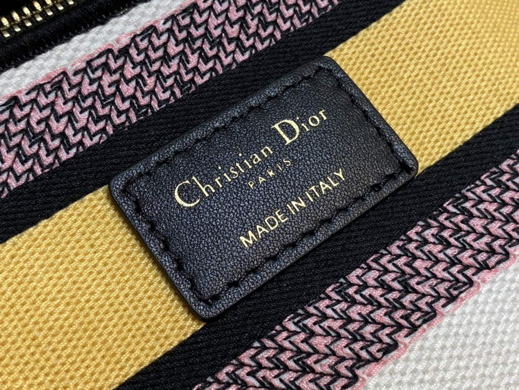 Dior M0565 Medium Lady D-Lite Bag Multicolor Embroidery White - Default Title - View 9