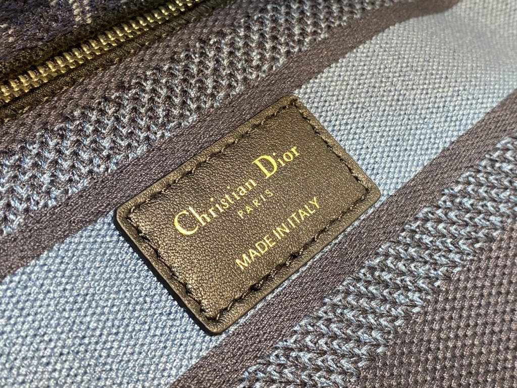 Dior M0565 Medium Lady D-Lite Bag velvet Dark White - Default Title - View 10