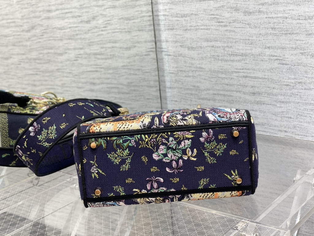 Dior M0565 Medium Lady D-Lite Bag Black Zodiac Embroidery - Default Title - View 7