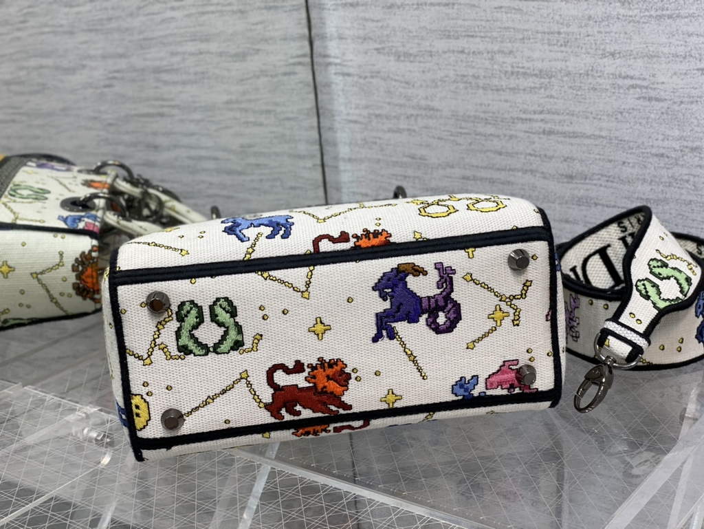 Dior M0565 Medium Lady D-Lite Bag Zodiac Embroidery White - Default Title - View 7