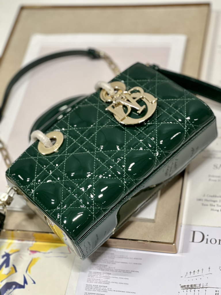Dior M0613 Small Lady D-Joy Bag Green Patent Cannage Calfskin - Default Title - View 7