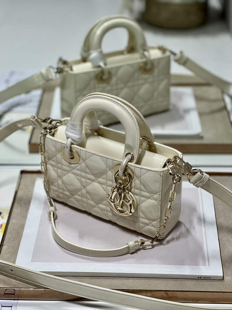 Dior M0613 Small Lady D-Joy Bag Beige Patent Cannage Calfskin - Default Title - View 3