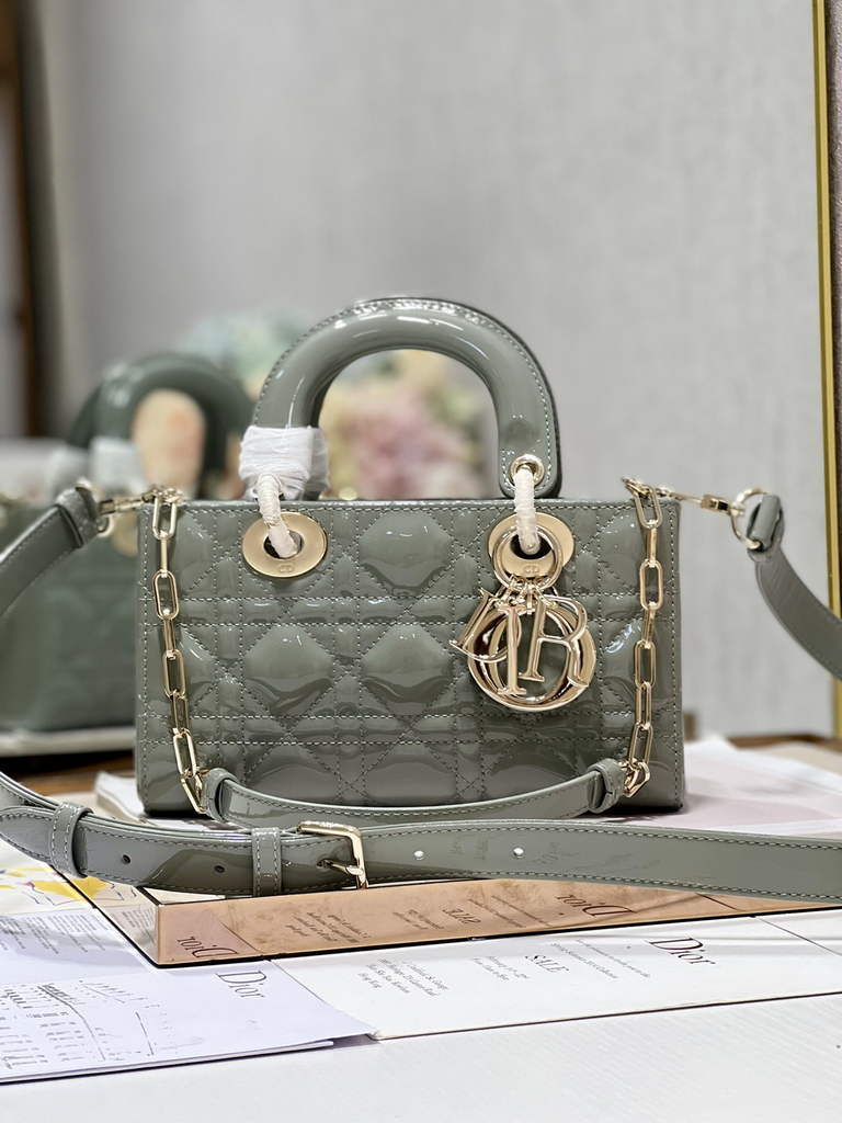 Dior M0613 Small Lady D-Joy Bag Gray Patent Cannage Calfskin - Default Title - View 1