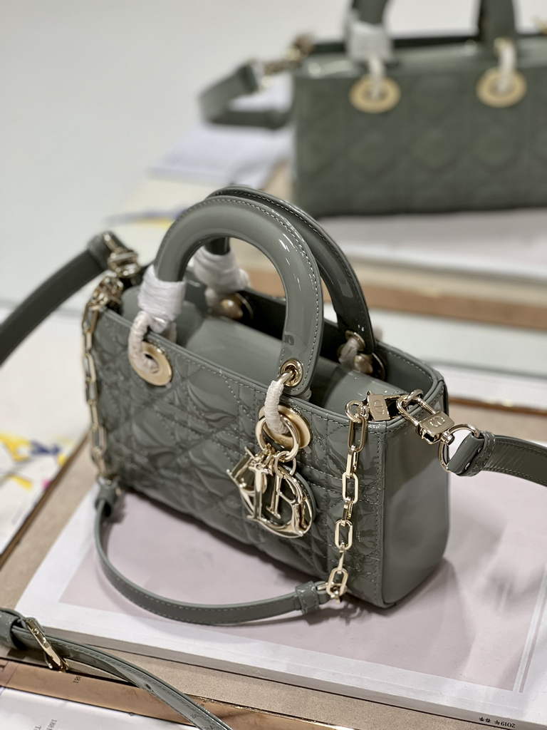 Dior M0613 Small Lady D-Joy Bag Gray Patent Cannage Calfskin - Default Title - View 3