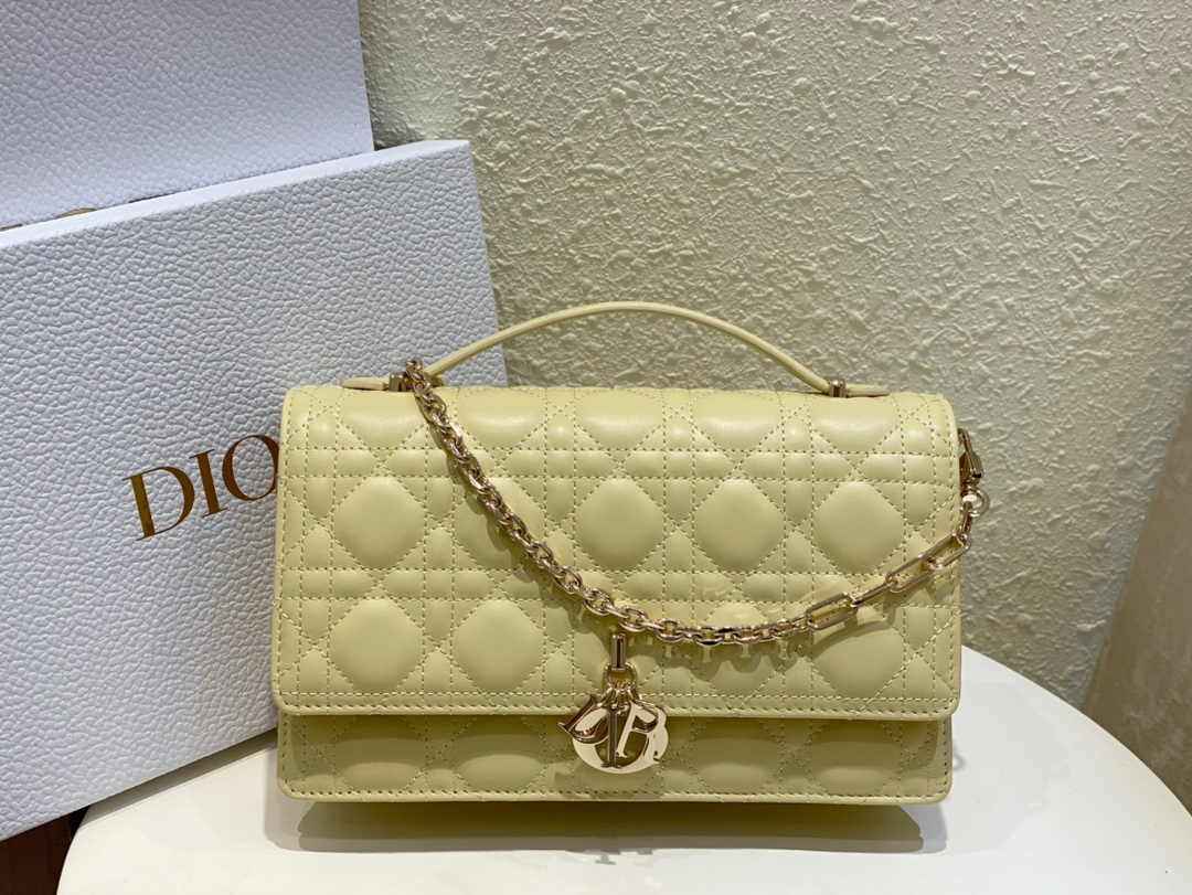 Dior M0997 Miss Dior Top Handle Bag Pastel Yellow Cannage Lambskin - Default Title - View 1