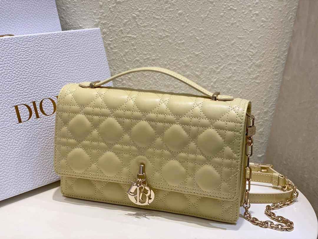 Dior M0997 Miss Dior Top Handle Bag Pastel Yellow Cannage Lambskin - Default Title - View 2