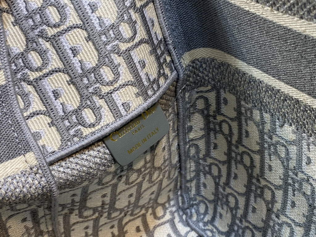 Dior M1240 Medium Diorcamp Bag Gray Oblique Embroidery - Default Title - View 10