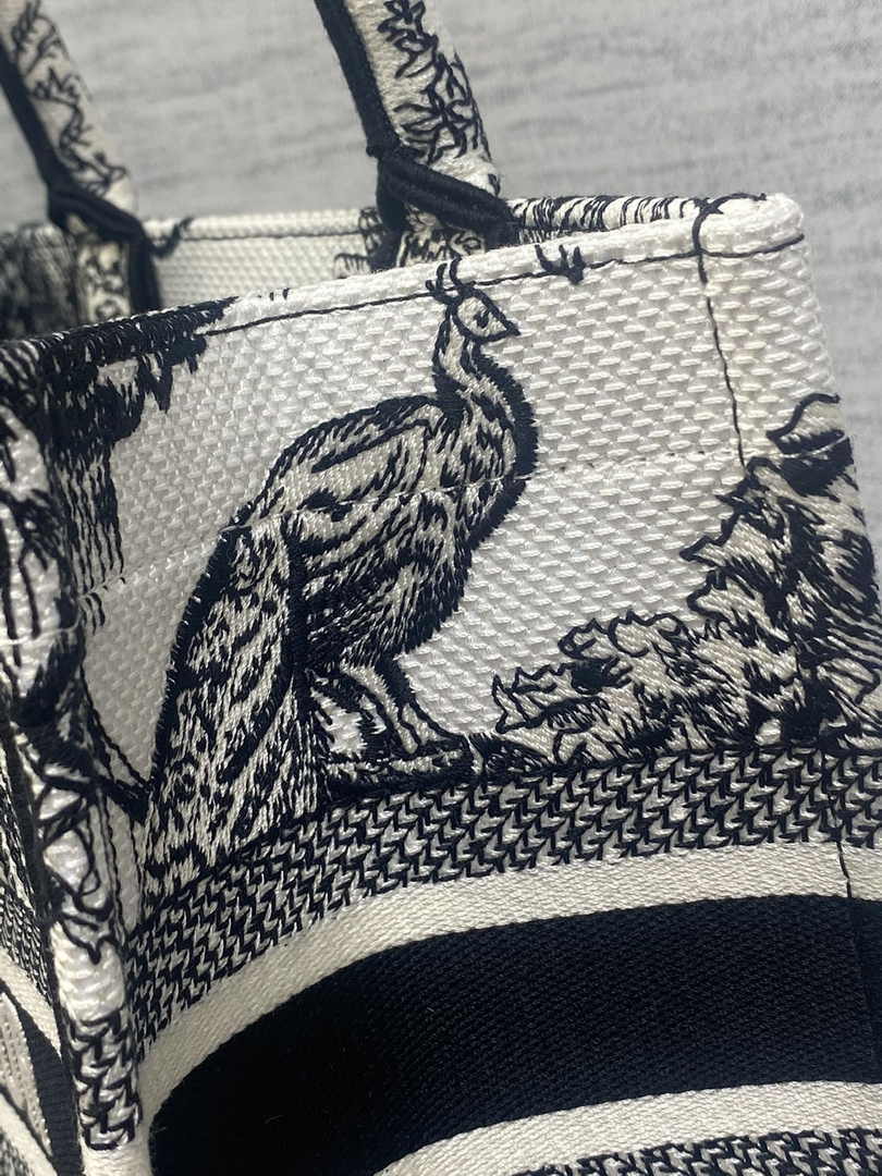 Dior Small Book Tote M1265 Toile de Jouy Embroidery M3516