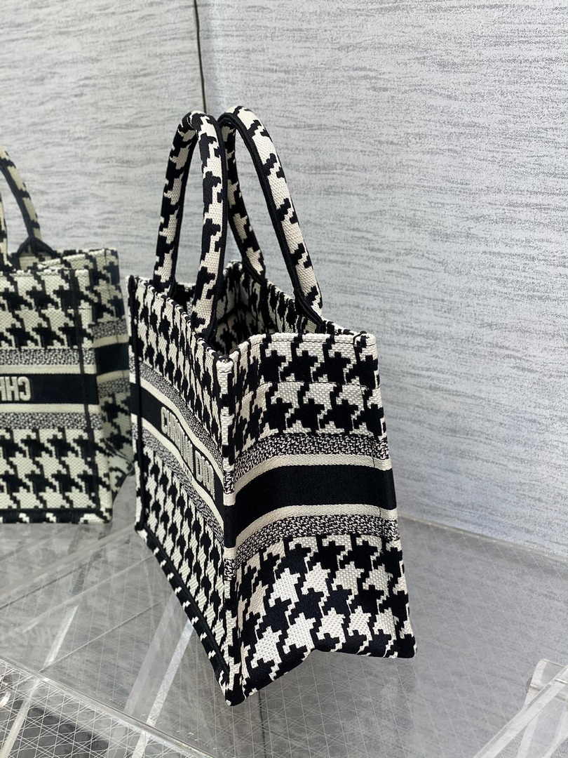 Dior Small Book Tote M1265 Toile de Jouy Embroidery M3518