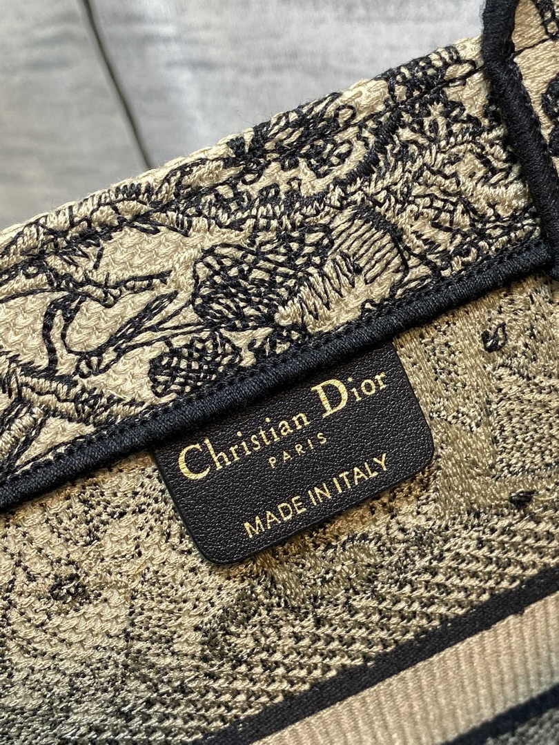 Dior Small Book Tote M1265 Beige Toile de Jouy Embroidery