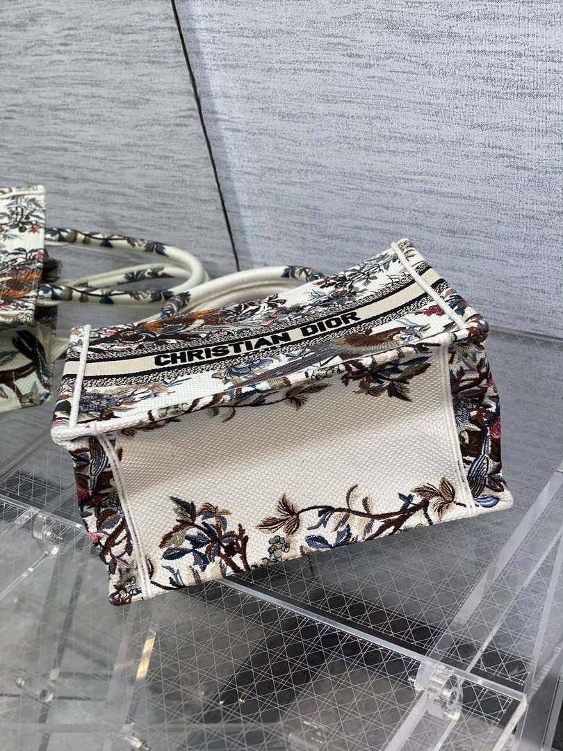 Dior Small Book Tote M1265 Toile de Jouy Embroidery M3565