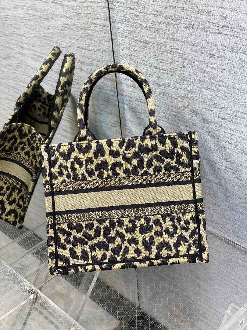 Dior M1265 Small Book Tote Beige Multicolor Mizza