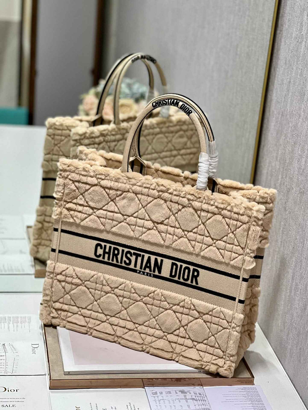 Dior M1286 Large Book Tote Bag Apricot Cannage