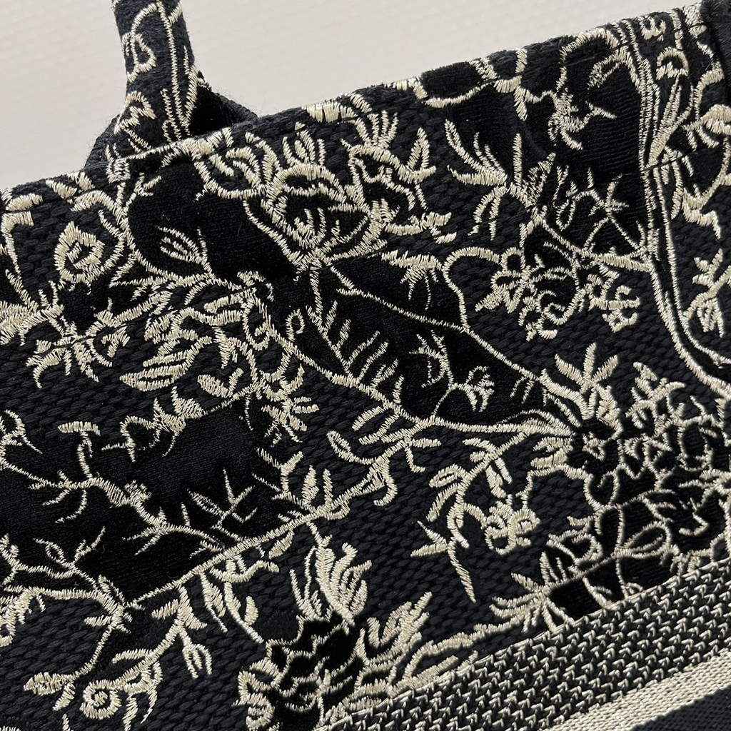 Dior M1286 Large Book Tote Bag Black Multicolor Jardin d'Hiver Embroidery