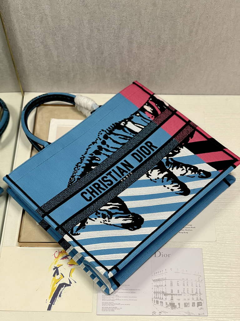 Dior M1286 Large Book Tote Bag Blue D-Jungle Pop Embroidery