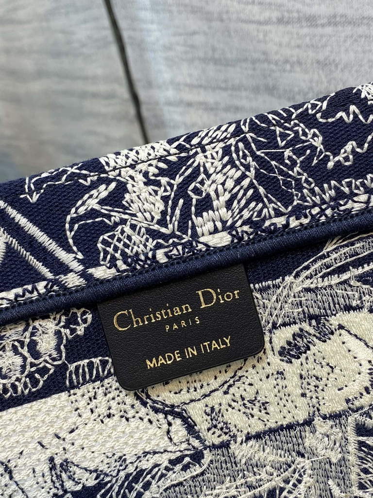 Dior M1286 Large Book Tote Bag Blue Toile de Jouy Reverse Embroidery