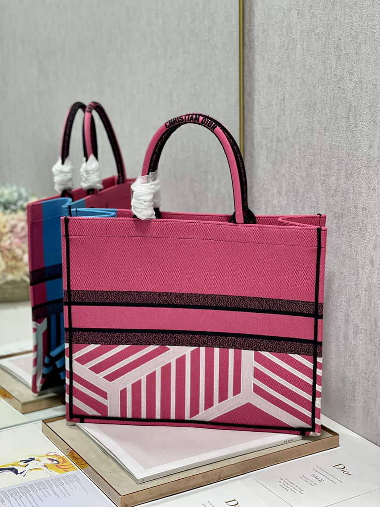 Dior M1286 Large Book Tote Bag Plum Butterfly D-Jungle Pop Embroidery