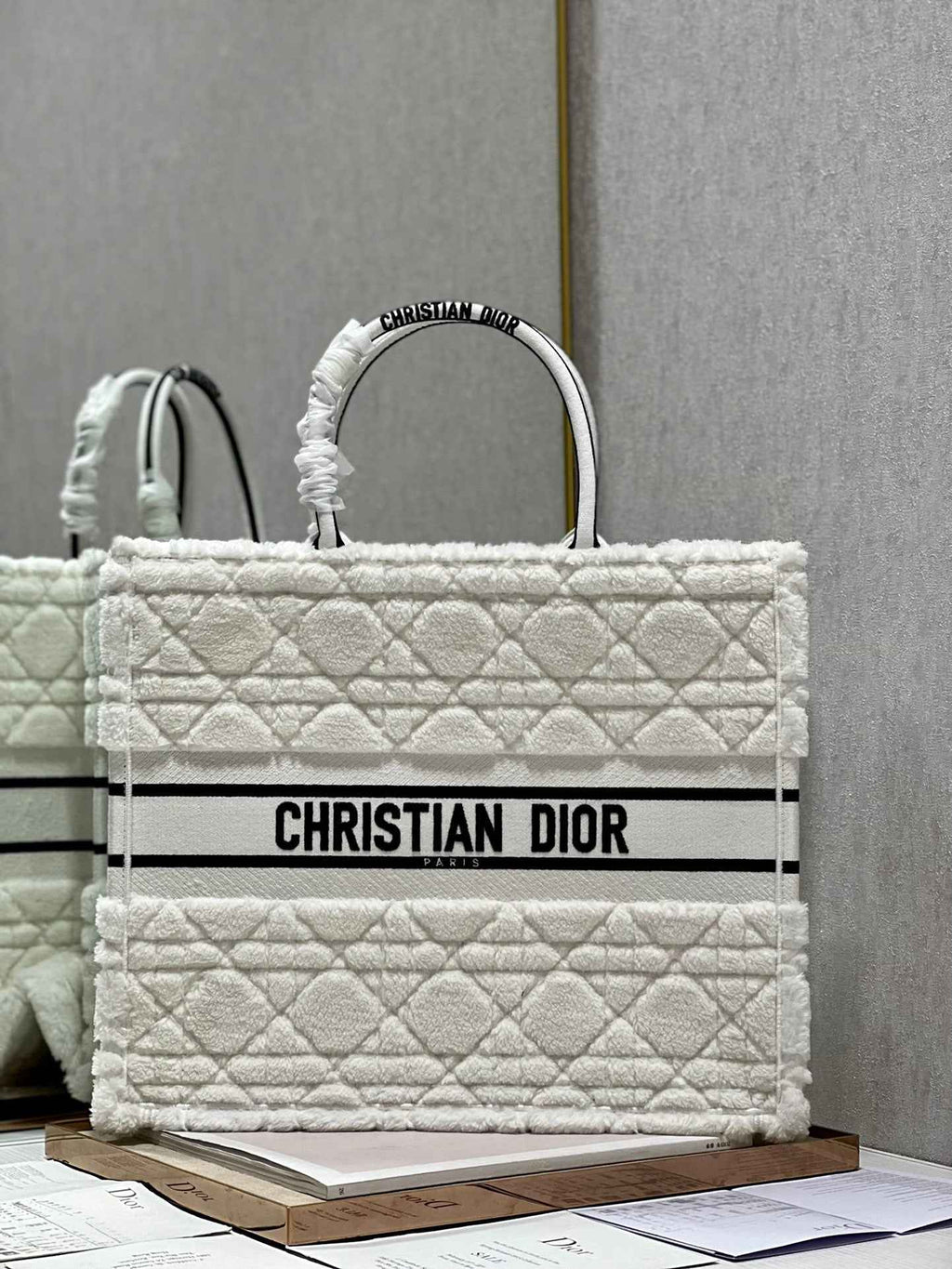 Dior M1286 Large Book Tote Bag White Cannage