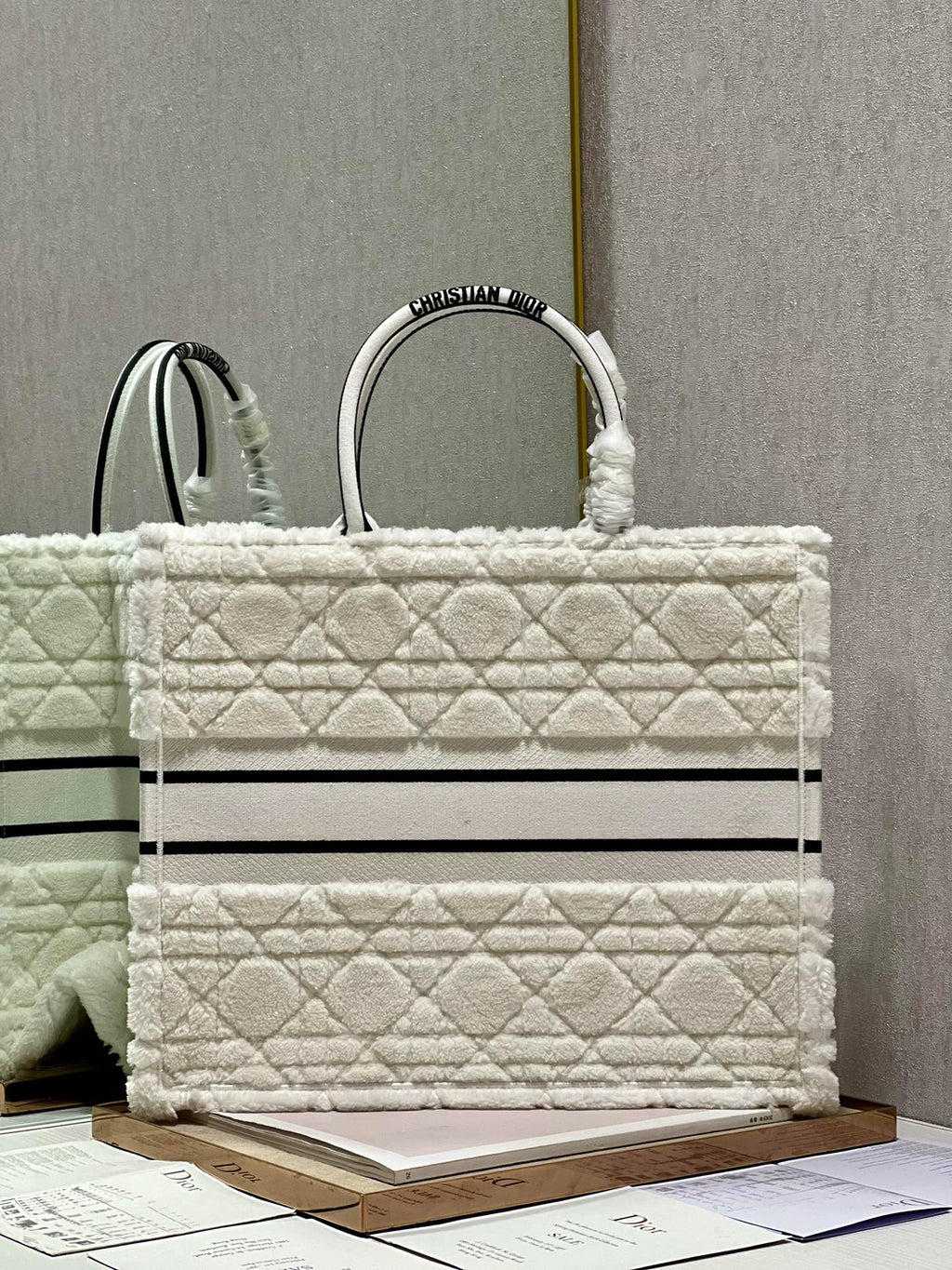 Dior M1286 Large Book Tote Bag White Cannage