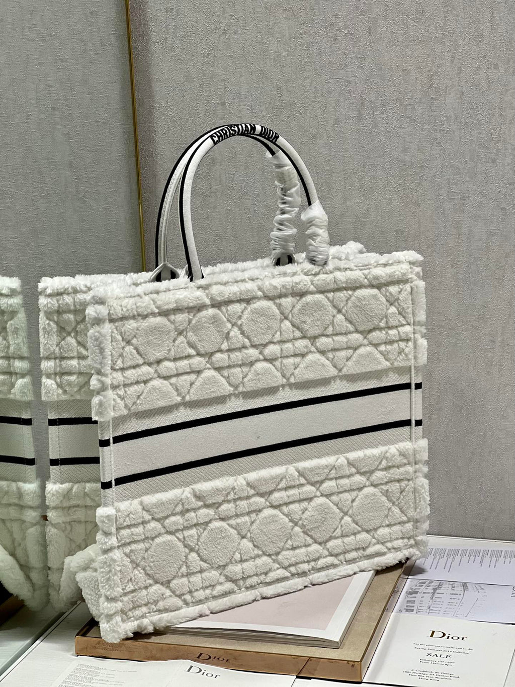 Dior M1286 Large Book Tote Bag White Cannage