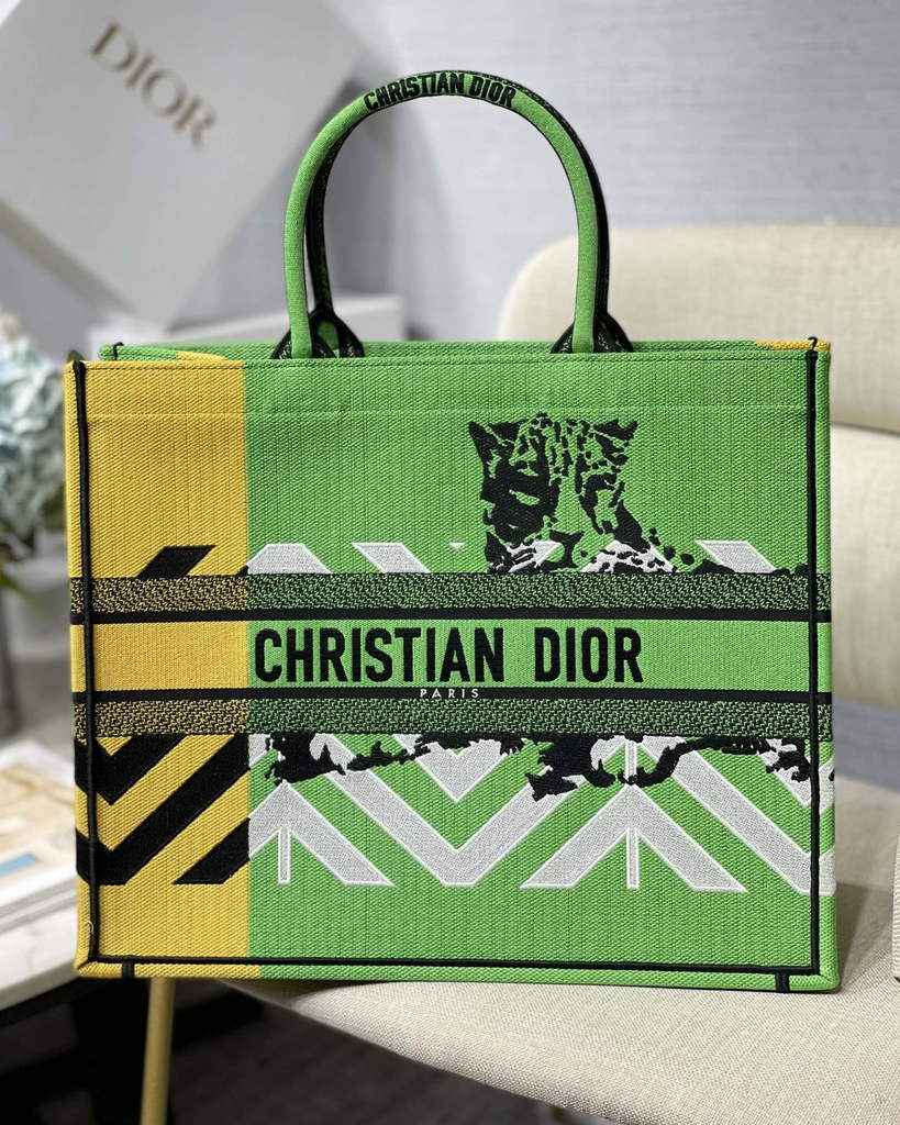 Dior M1286 Large Book Tote Bag Green D-Jungle Pop Embroidery