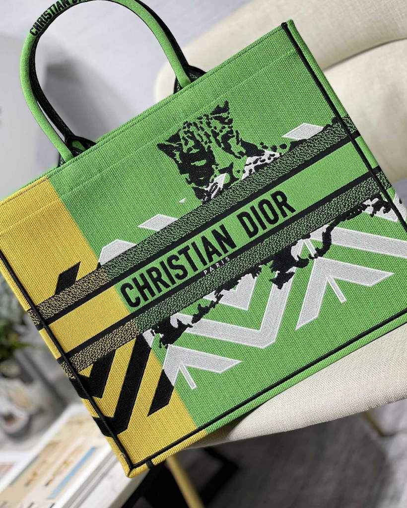 Dior M1286 Large Book Tote Bag Green D-Jungle Pop Embroidery