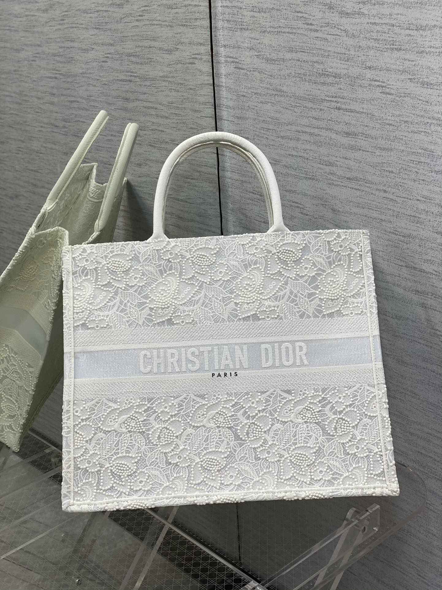 Dior M1286 Large Book Tote Bag White Lace Embroidery