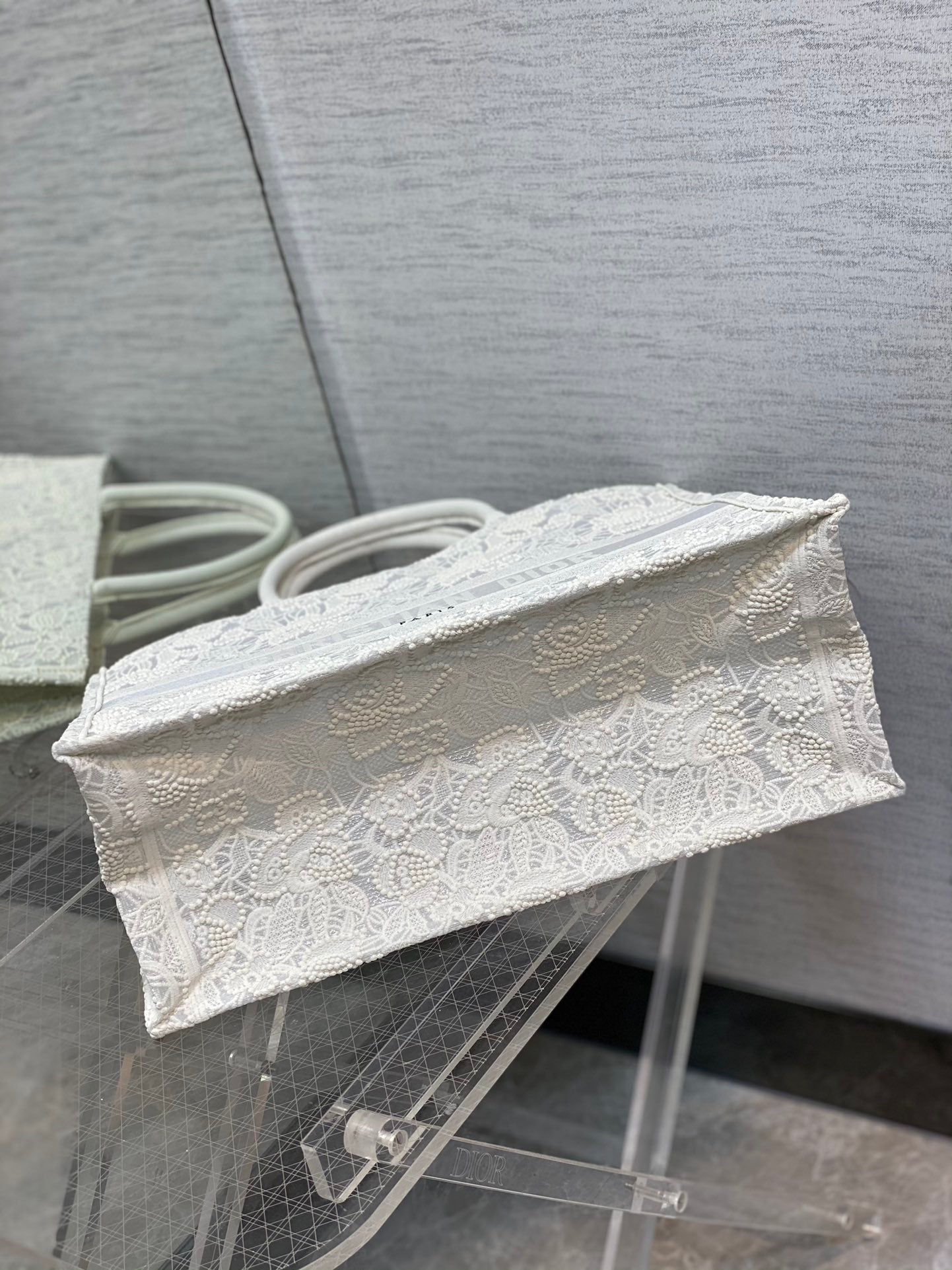 Dior M1286 Large Book Tote Bag White Lace Embroidery