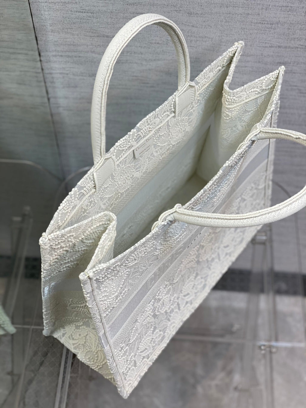Dior M1286 Large Book Tote Bag White Lace Embroidery