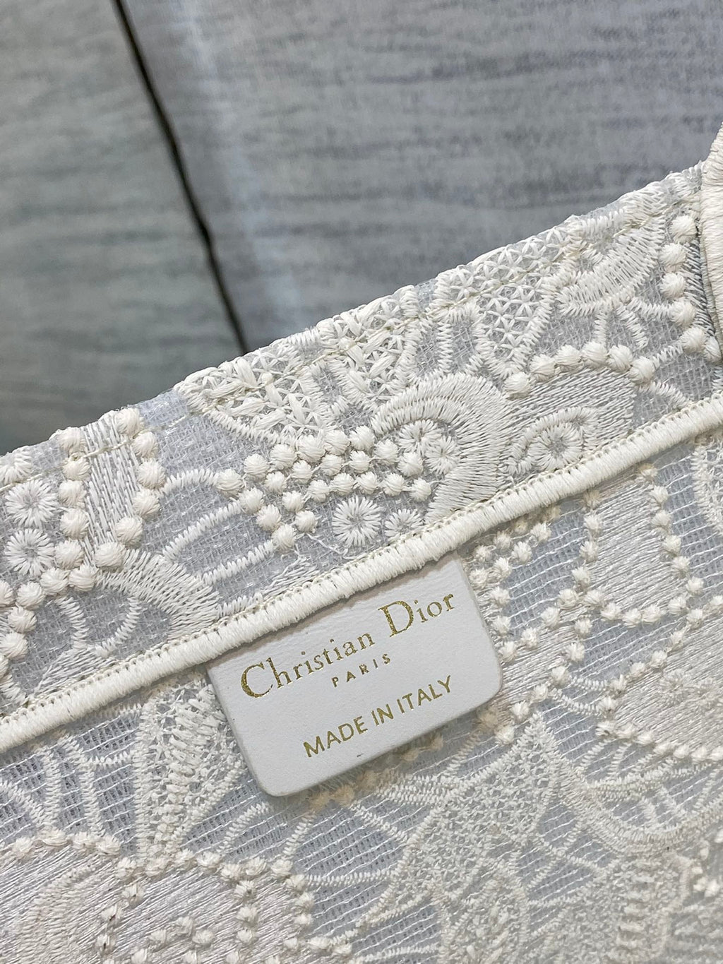 Dior M1286 Large Book Tote Bag White Lace Embroidery