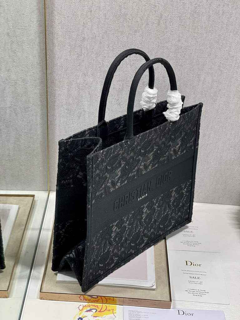 Dior M1286 Large Book Tote Bag Black Lace Embroidery