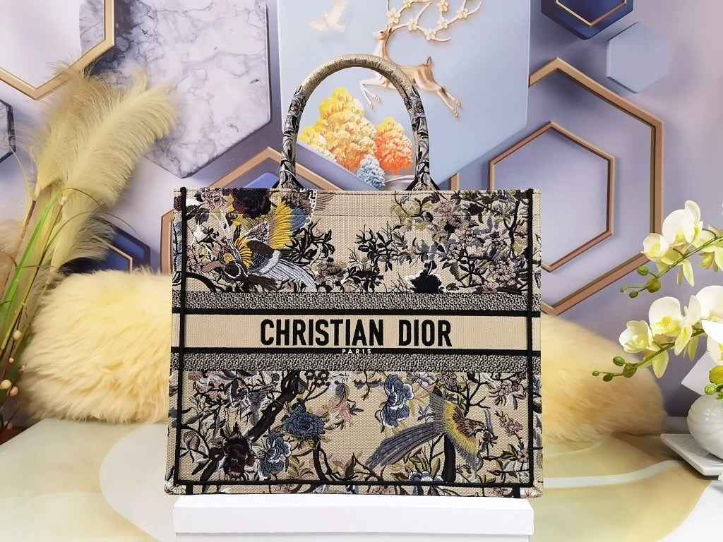 Dior M1286 Large Book Tote Bag Beige Multicolor Jardin d'Hiver Embroidery