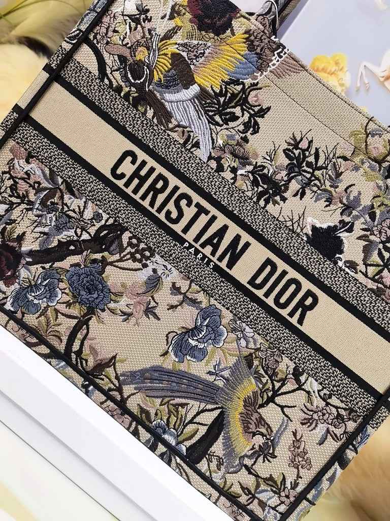 Dior M1286 Large Book Tote Bag Beige Multicolor Jardin d'Hiver Embroidery