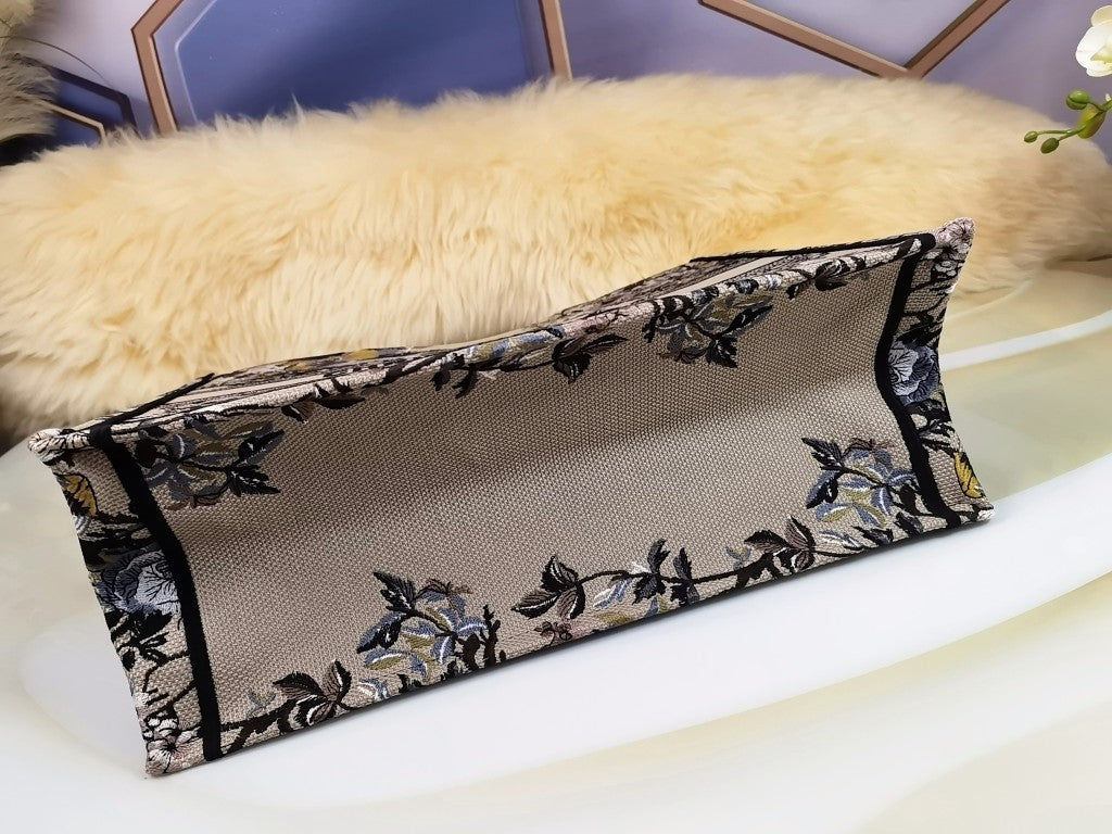 Dior M1286 Large Book Tote Bag Beige Multicolor Jardin d'Hiver Embroidery