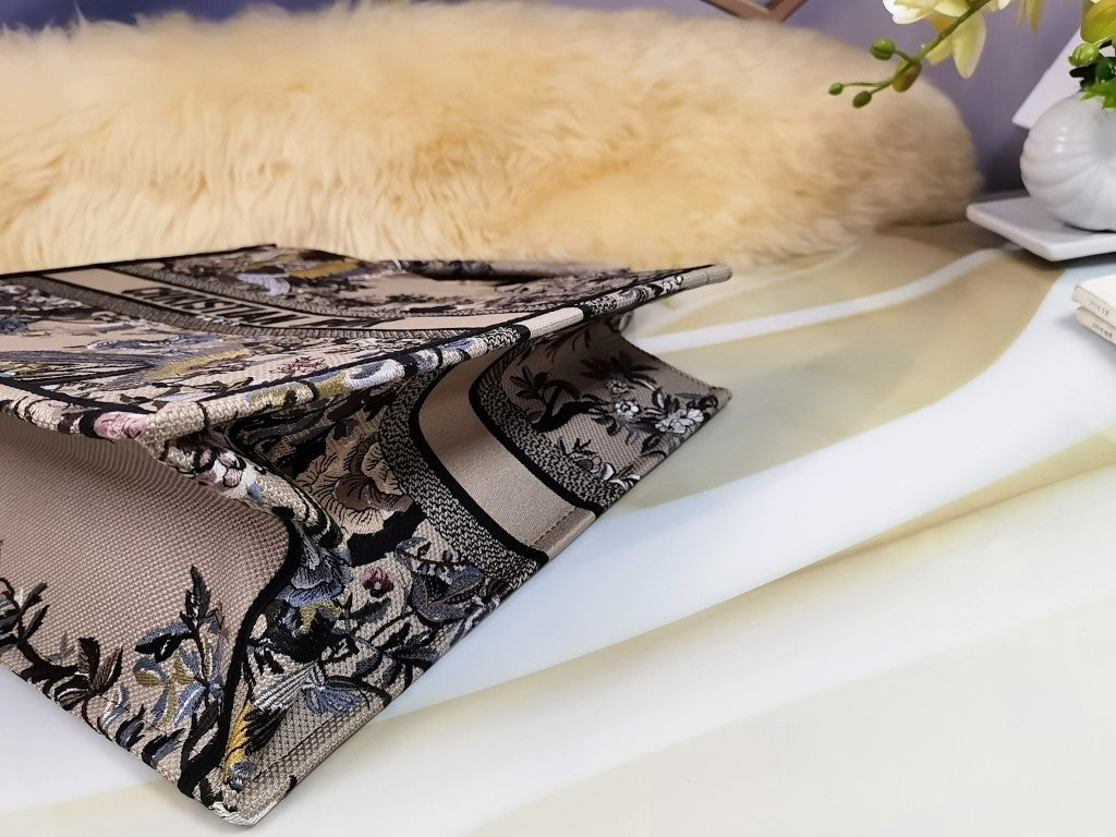 Dior M1286 Large Book Tote Bag Beige Multicolor Jardin d'Hiver Embroidery