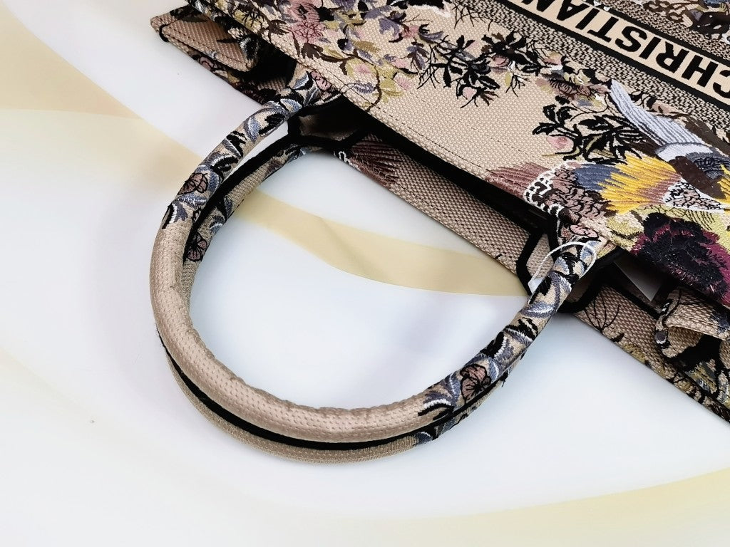 Dior M1286 Large Book Tote Bag Beige Multicolor Jardin d'Hiver Embroidery