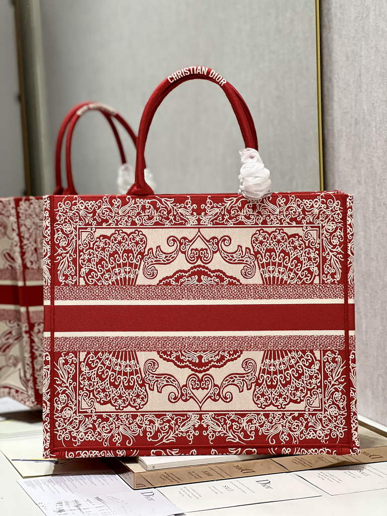 Dior M1286 Large Book Tote White and Red Bandana Embroidery