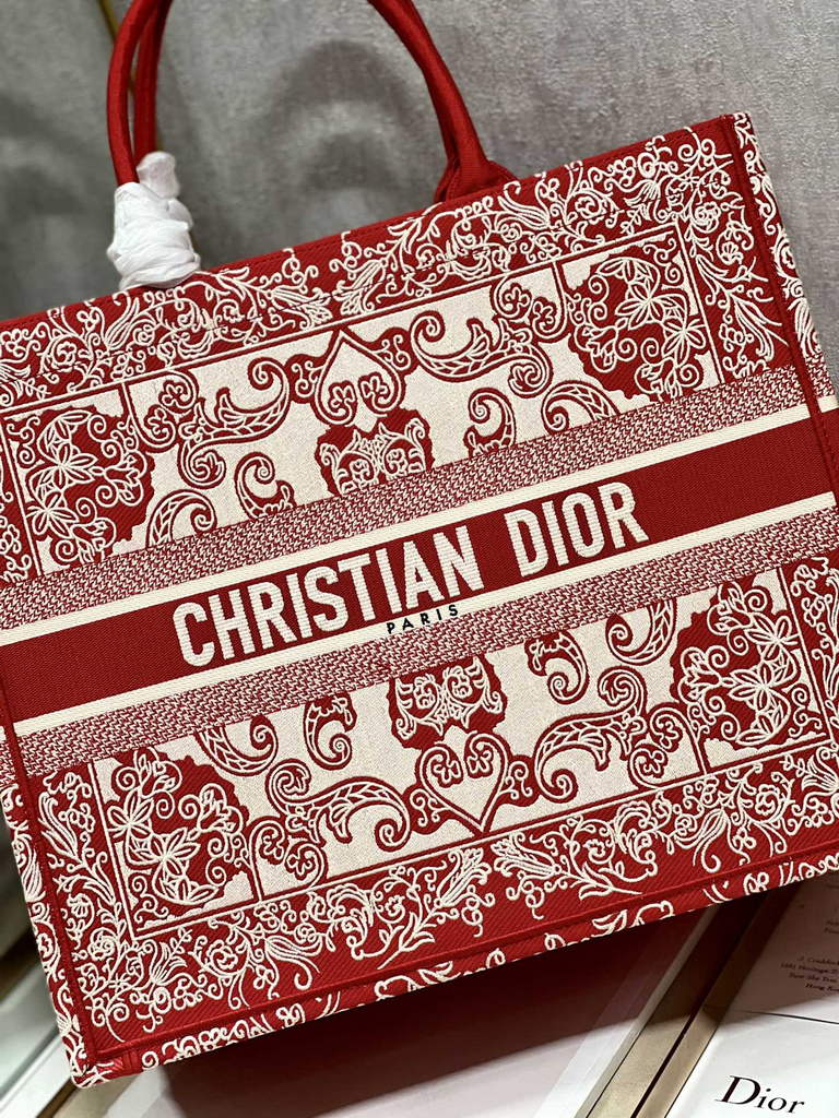 Dior M1286 Large Book Tote White and Red Bandana Embroidery
