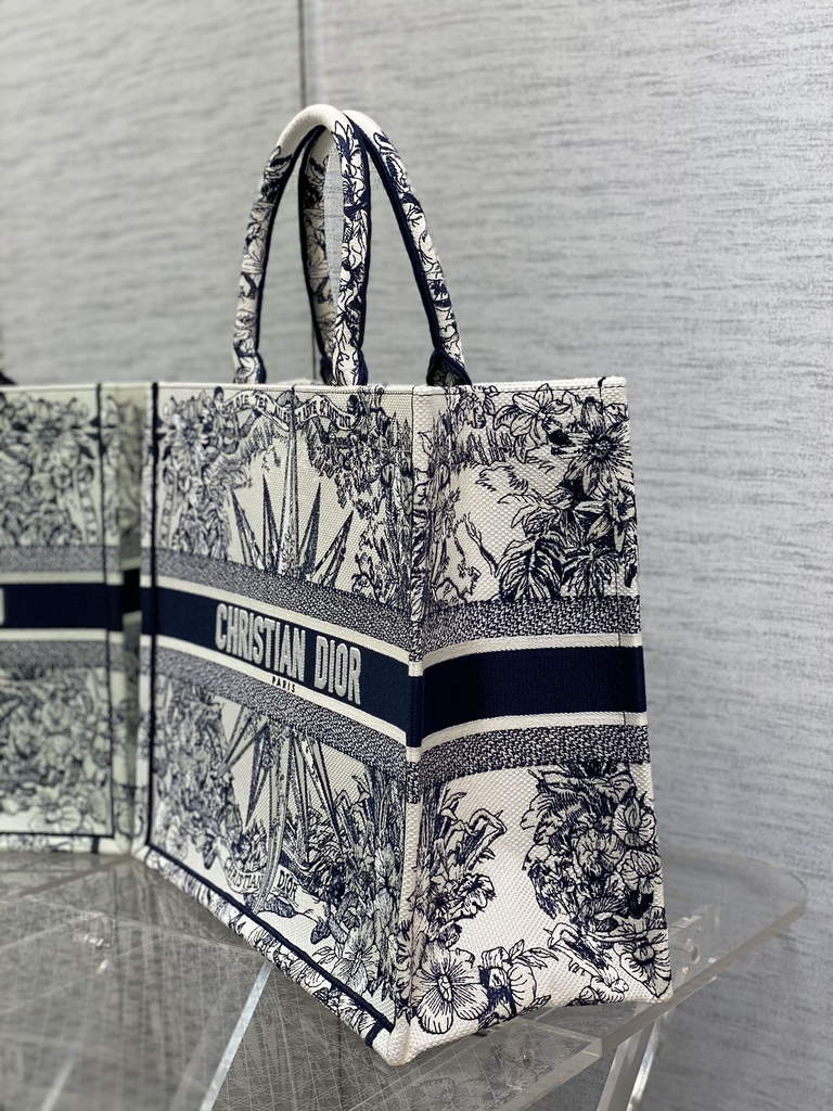 Dior M1286 Large Book Tote Beige Multicolor Rêve d'Infini Embroidery