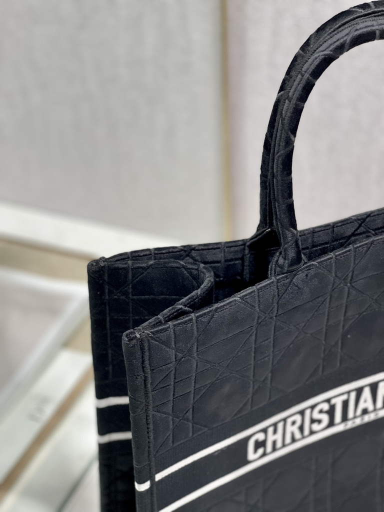 Dior M1286 Large Book Tote Black Cannage Raffia