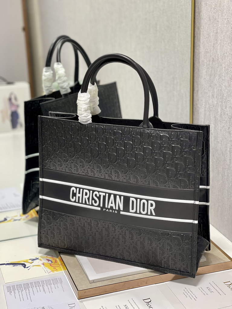 Dior M1286 Large Book Tote Black Oblique Embossed Calfskin