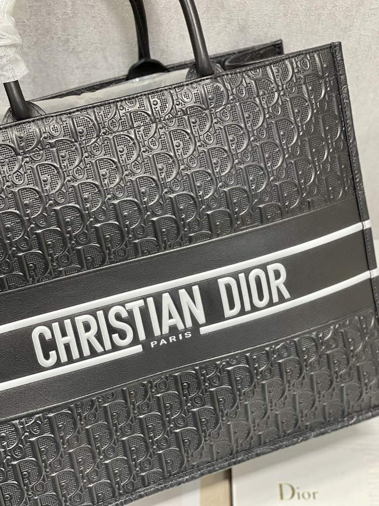 Dior M1286 Large Book Tote Black Oblique Embossed Calfskin