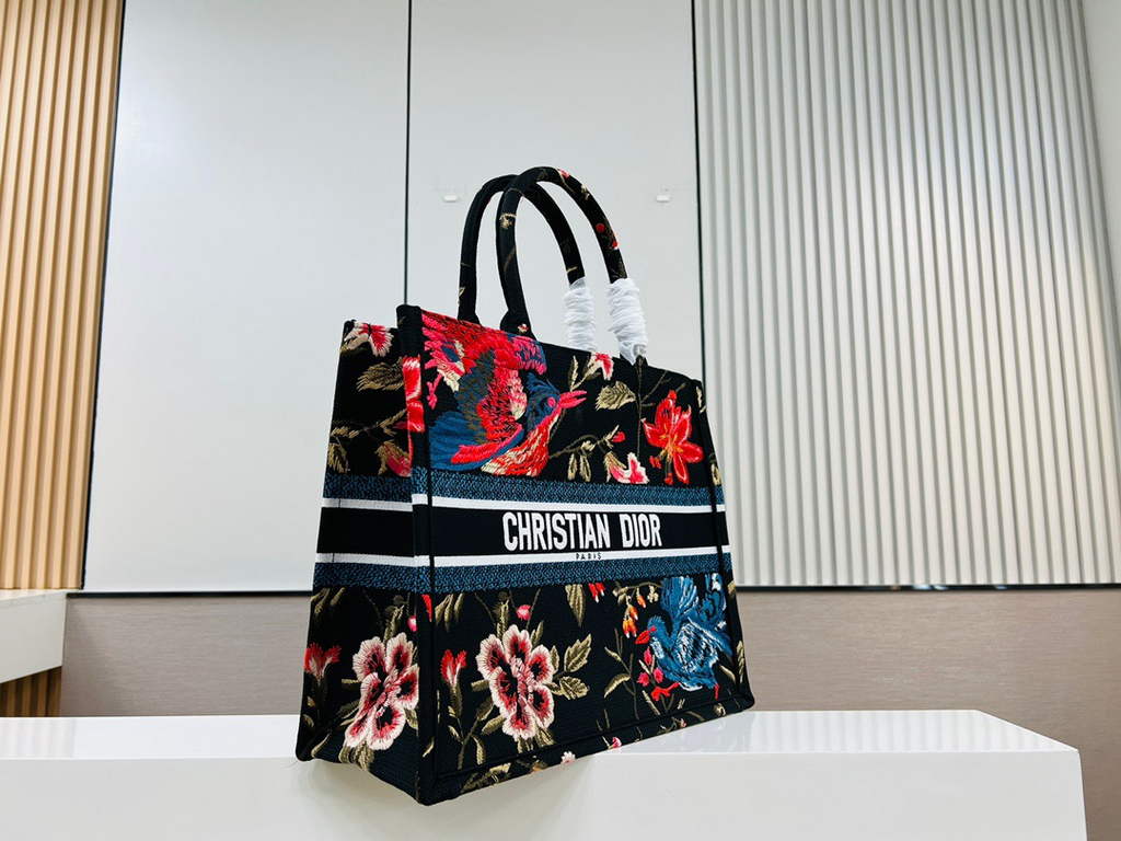 Dior M1286 Large Book Tote Black Multicolor Birds Embroidery