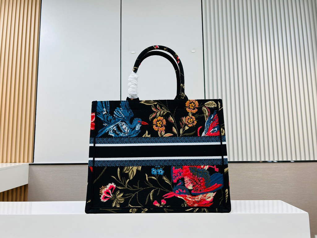 Dior M1286 Large Book Tote Black Multicolor Birds Embroidery