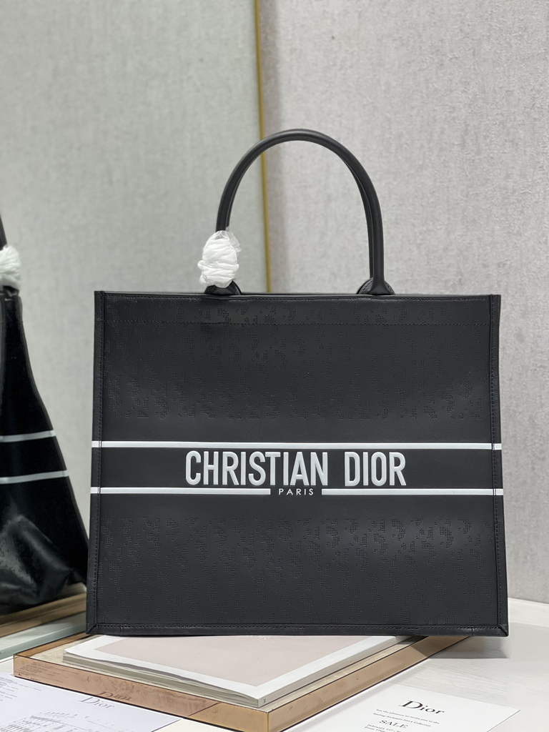 Dior M1286 Large Book Tote Black Oblique Calfskin