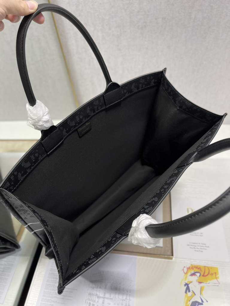 Dior M1286 Large Book Tote Black Oblique Calfskin