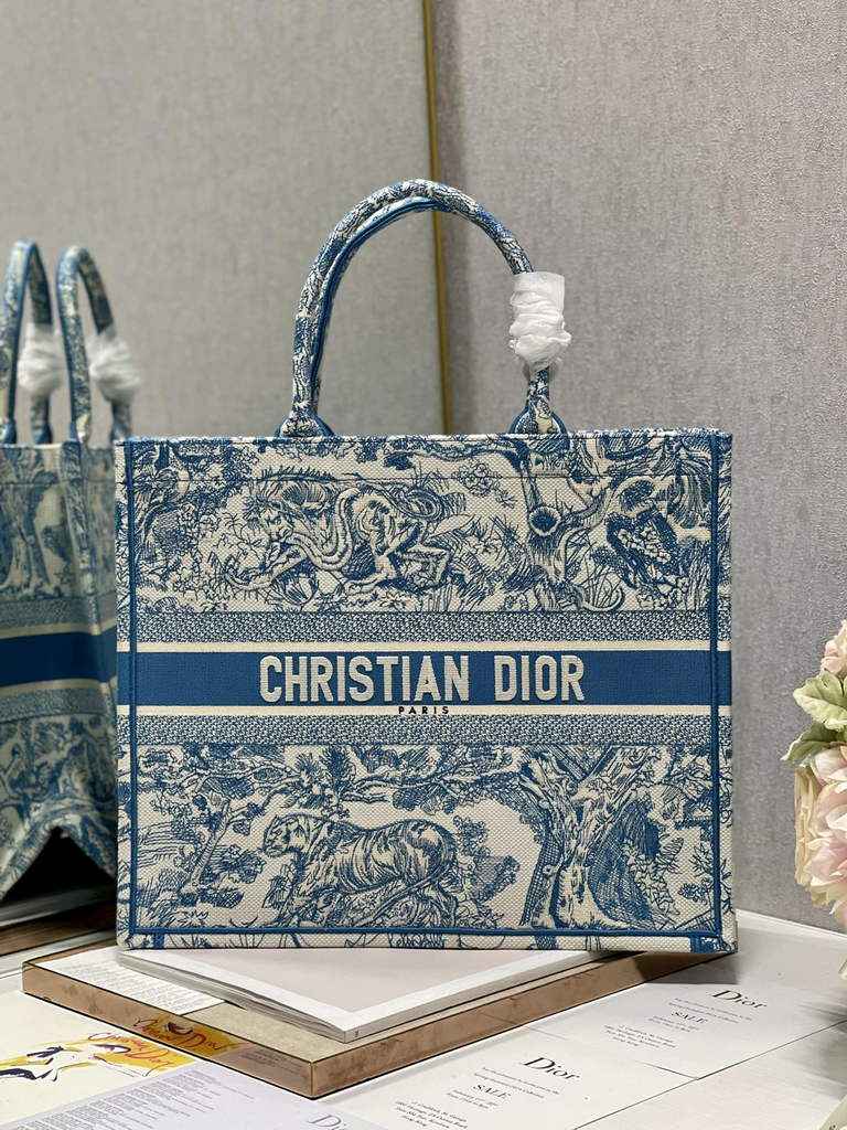 Dior M1286 Large Book Tote Blue Toile de Jouy Embroidery