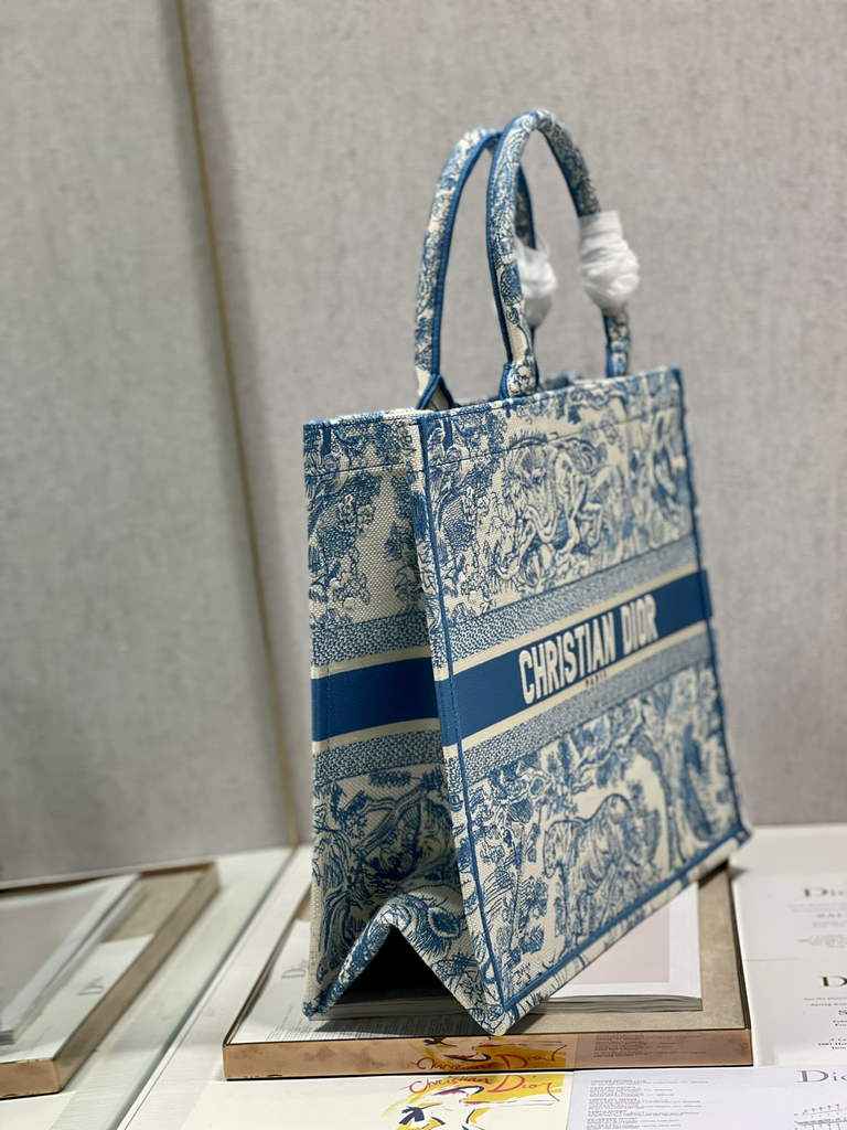 Dior M1286 Large Book Tote Blue Toile de Jouy Embroidery