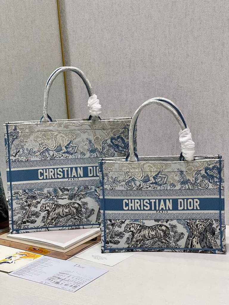 Dior M1286 Large Book Tote Blue Toile de Jouy Reverse Embroidery - Default Title - View 1